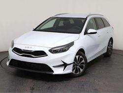 Weiß Neu 2025 Kia Ceed Sportswagon Kombi | 24.690 € (Guter Preis)