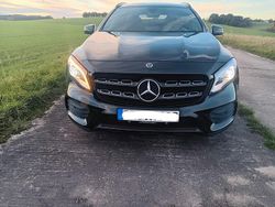 Schwarz Gebraucht 2017 Mercedes GLA250 AMG line SUV | 20.099 € (Guter Preis)