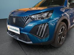 Blau Neu 2025 Peugeot 2008 SUV | 31.799 €