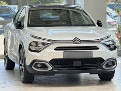 Weiß Gebraucht 2023 Citroën e-C4 Shine | 26.260 € (Teuer)