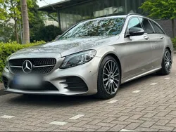 Silber Gebraucht 2019 Mercedes C300 AMG line Kombi | 27.500 € (Fairer Preis)