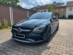Schwarz Gebraucht 2017 Mercedes CLA45 AMG AMG Coupé | 27.400 € (Guter Preis)