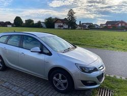 Silber Gebraucht 2015 Opel Astra Kombi | 5.900 € (Guter Preis)