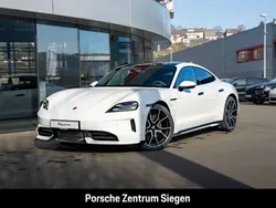 Weiß Gebraucht 2025 Porsche Taycan Limousine | 105.900 €