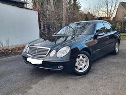Schwarz Gebraucht 2004 Mercedes E200 Limousine | 3.250 € (Fairer Preis)
