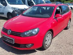 Tornadorot Gebraucht 2011 VW Golf VI Comfortline Kombi | 2.800 € (Guter Preis)