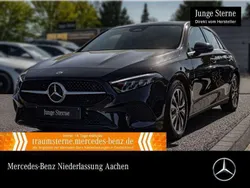 Schwarz Gebraucht 2023 Mercedes A200 Advanced Kleinwagen | 25.570 € (Guter Preis)