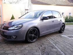Grau Gebraucht 2011 VW Golf VI Style Limousine | 5.450 € (Superpreis)