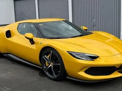 Gelb Gebraucht 2022 Ferrari 296 Coupé | 225.000 €