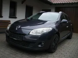 Grau eclipse Gebraucht 2011 Renault Mégane GrandTour Dynamique Kombi | 2.900 € (Guter Preis)