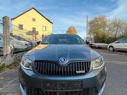 Grau Gebraucht 2016 Skoda Octavia vRS Kombi | 11.490 € (Superpreis)