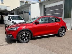 Fantasticrot Gebraucht 2022 Ford Focus Active Limousine | 19.990 € (Fairer Preis)