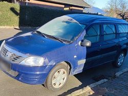 Blau Gebraucht 2009 Dacia Logan Kombi | 2.650 € (Etwas zu teuer)