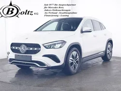 Polarweiß Gebraucht 2024 Mercedes GLA180 SUV | 37.800 € (Etwas zu teuer)