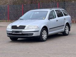 Silber Gebraucht 2008 Skoda Octavia Kombi | 1.900 € (Guter Preis)