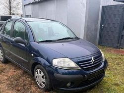 Blau Gebraucht 2002 Citroën C3 Kleinwagen | 950 € (Fairer Preis)