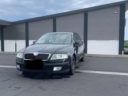 Schwarz Gebraucht 2004 Skoda Octavia Limousine | 3.000 €