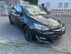 Karbonschw graphitschw midnigh Gebraucht 2013 Opel Astra Active Kleinwagen | 3.950 € (Superpreis)