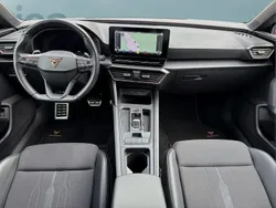 Grau Gebraucht 2022 Cupra Leon Kleinwagen | 22.749 € (Guter Preis)
