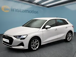 Weiß Gebraucht 2024 Audi A3 Limousine | 30.349 € (Guter Preis)