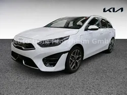 Weiß Gebraucht 2024 Kia Ceed Sportswagon Platinum Edition Kombi | 27.400 € (Fairer Preis)