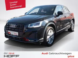 Mythosschwarz metallic Gebraucht 2024 Audi Q2 Advanced Plus SUV | 44.999 €
