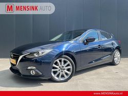 Blau Gebraucht 2015 Mazda 3 Limousine | 4.900 € (Guter Preis)