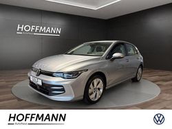 Silber Neu 2025 VW Golf VIII Life Limousine | 38.490 € (Etwas zu teuer)