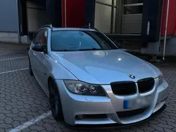 Grau Gebraucht 2007 BMW 320 M Sport Kombi | 3.800 €
