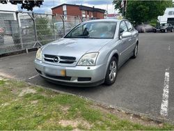 Silber Gebraucht 2002 Opel Vectra Limousine | 2.200 € (Etwas zu teuer)