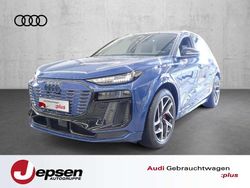 Ascariblau metallic Gebraucht 2024 Audi Q6 e-tron Ambiente SUV | 71.860 € (Etwas zu teuer)