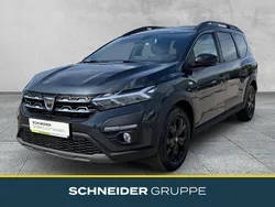 Grau Gebraucht 2022 Dacia Jogger Extreme Van / Kleinbus | 14.890 €