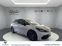 Weiss Gebraucht 2022 Cupra Born Kleinwagen | 22.490 € (Fairer Preis)