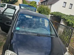 Schwarz Gebraucht 2005 Opel Meriva Van / Kleinbus | 500 € (Superpreis)