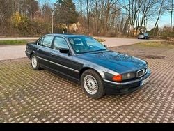 Grau Gebraucht 1997 BMW 728 Limousine | 5.250 €