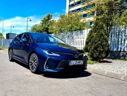 Blau Gebraucht 2023 Toyota Corolla Comfort Limousine | 25.000 € (Etwas zu teuer)