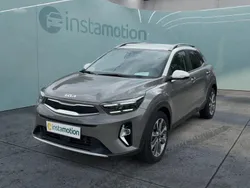 Weiß Gebraucht 2023 Kia Stonic SUV | 20.399 € (Fairer Preis)