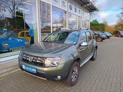 Grün metallic Gebraucht 2015 Dacia Duster Prestige | 10.460 € (Fairer Preis)
