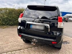 Schwarz Gebraucht 2013 Toyota Land Cruiser SUV | 19.500 € (Etwas zu teuer)