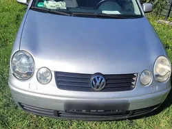 Grau Gebraucht 2005 VW Polo Kleinwagen | 750 € (Superpreis)