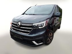 Grau Gebraucht 2021 Renault Trafic Van | 29.988 €