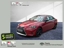 Rot Gebraucht 2019 Lexus IS300h Limousine | 22.990 € (Superpreis)