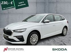 Moonweiss metallic Gebraucht 2024 Skoda Scala Essence Kleinwagen | 19.250 € (Guter Preis)