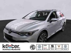 Silber Gebraucht 2021 VW Golf VIII Style Kombi | 27.670 € (Etwas zu teuer)