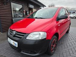 Rot Gebraucht 2006 VW Fox Basis Kleinwagen | 2.990 € (Teuer)