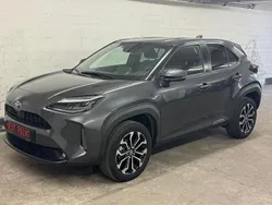 Grau Gebraucht 2022 Toyota Yaris Cross SUV | 22.300 € (Fairer Preis)