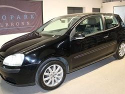 Schwarz Gebraucht 2005 VW Golf IV Trendline Kleinwagen | 2.299 € (Fairer Preis)