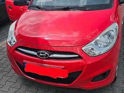 Rot Gebraucht 2011 Hyundai i10 Kleinwagen | 2.200 € (Fairer Preis)