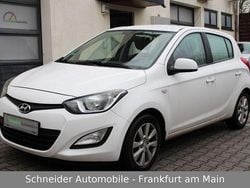 Weiß Gebraucht 2014 Hyundai i20 Limousine | 3.950 € (Superpreis)