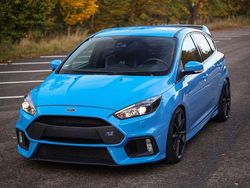 Blau Gebraucht 2017 Ford Focus RS Limousine | 21.299 € (Teuer)